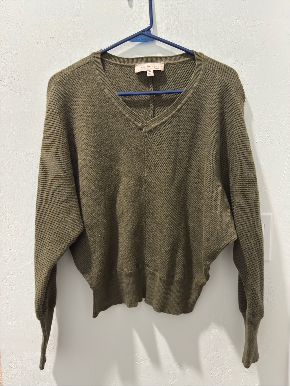 Philosophy Women's Olive Green V-Neck Knit Dolman Sweater
Sz M